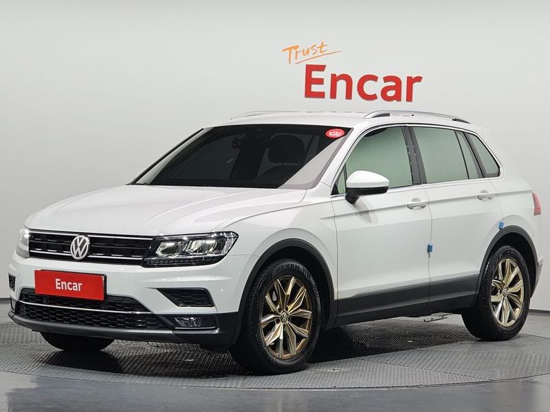 2020 Volkswagen Tiguan 2.0 TDI Premium photo 1