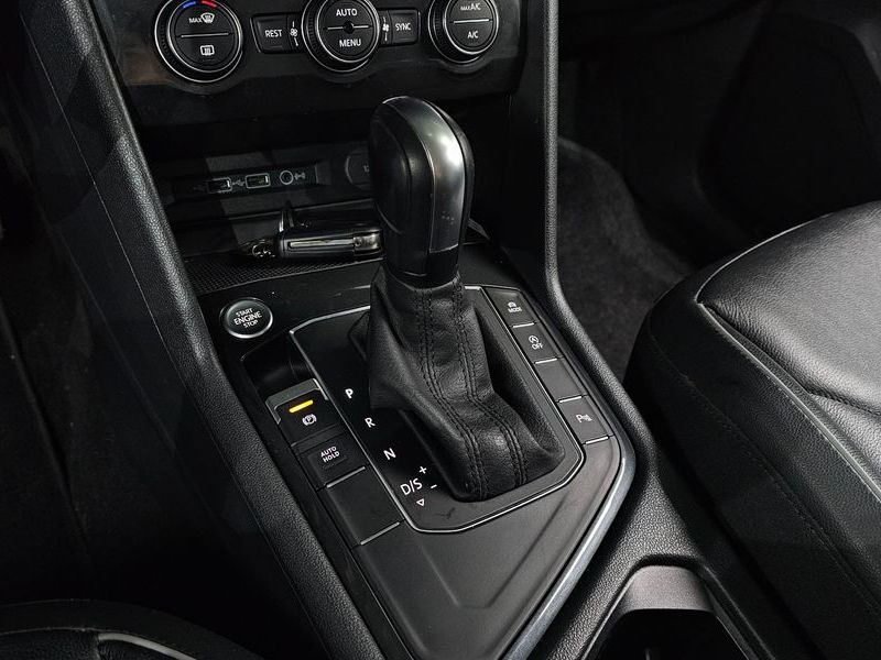 2020 Volkswagen Tiguan 2.0 TDI Premium photo 9