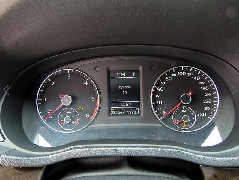 2014 Volkswagen Passat 2.0 TDI B7 photo 10