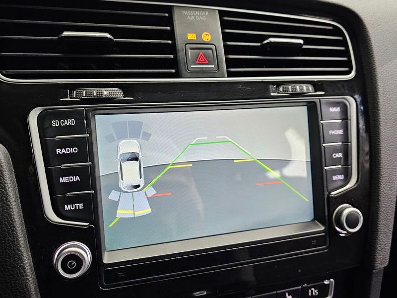 2016 Volkswagen Golf 2.0 TDI photo 15