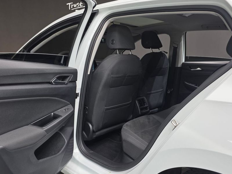2022 Volkswagen Golf 2.0 TDI Prestige photo 16