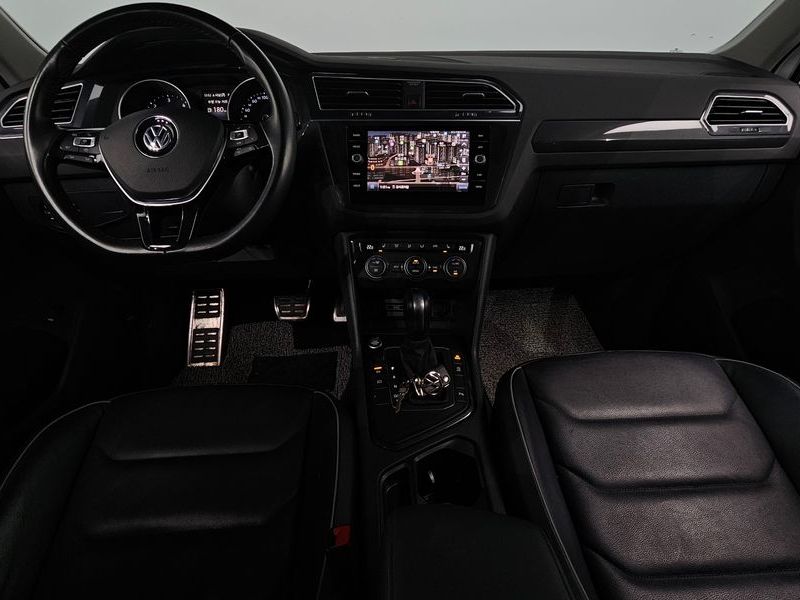 2020 Volkswagen Tiguan 2.0 TDI Premium photo 7