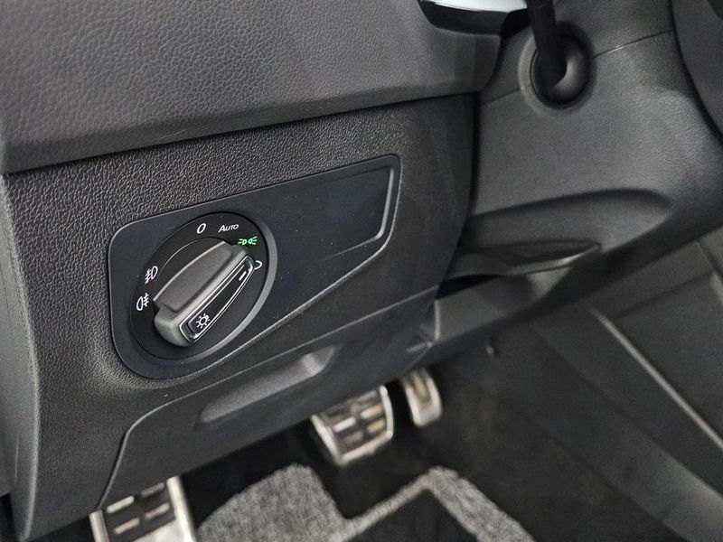 2020 Volkswagen Tiguan 2.0 TDI Premium photo 28