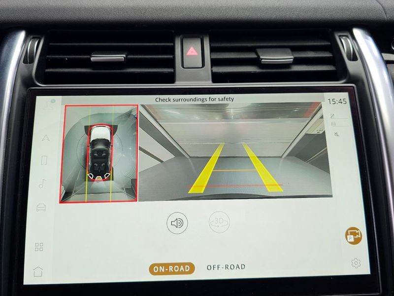 2022 Land Rover Discovery D300 HSE photo 15