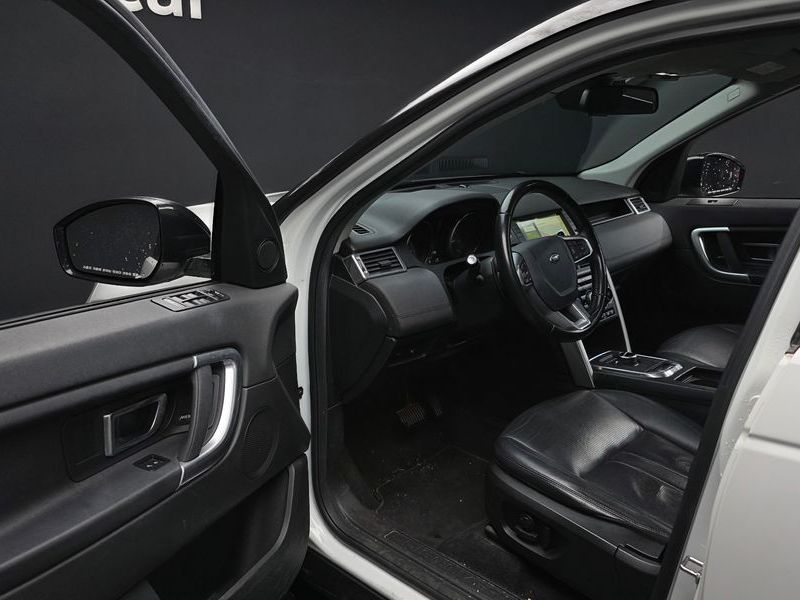 2018 Land Rover Discovery Sport 2.0 TD4 SE (150PS) photo 10