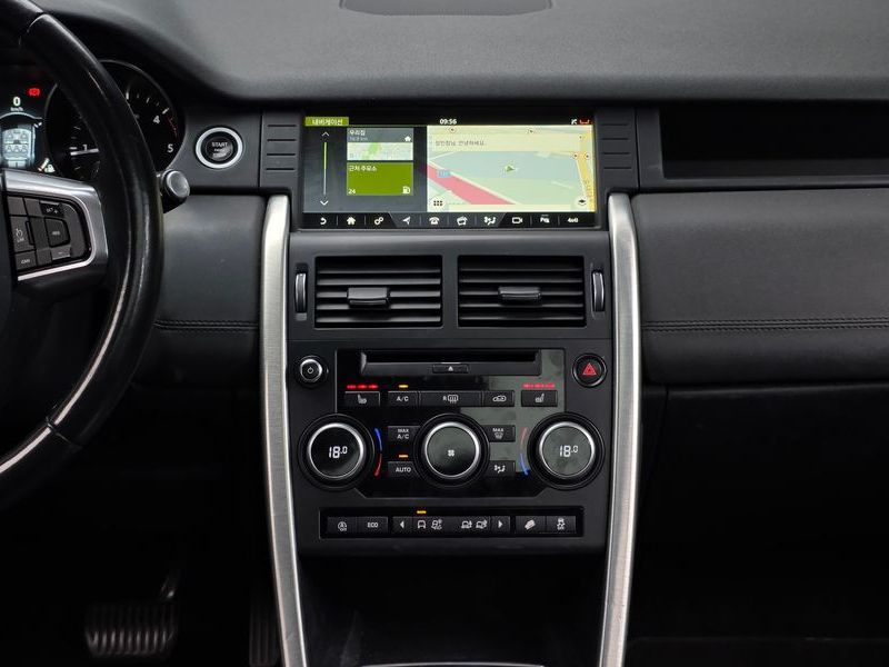 2018 Land Rover Discovery Sport 2.0 TD4 SE (150PS) photo 12