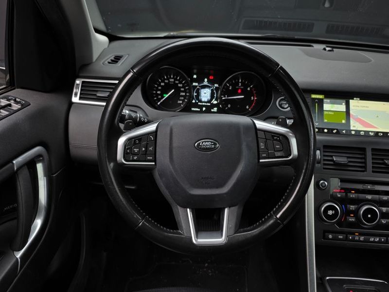 2018 Land Rover Discovery Sport 2.0 TD4 SE (150PS) photo 13