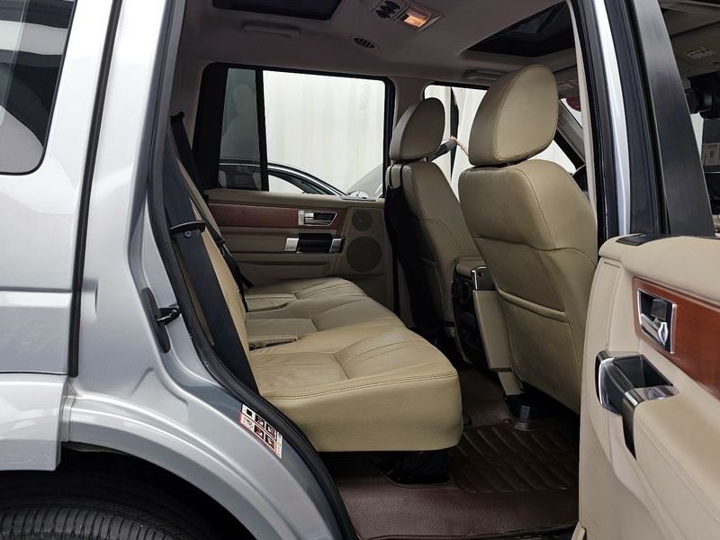 2012 Land Rover Discovery 3.0 SDV6 HSE photo 12