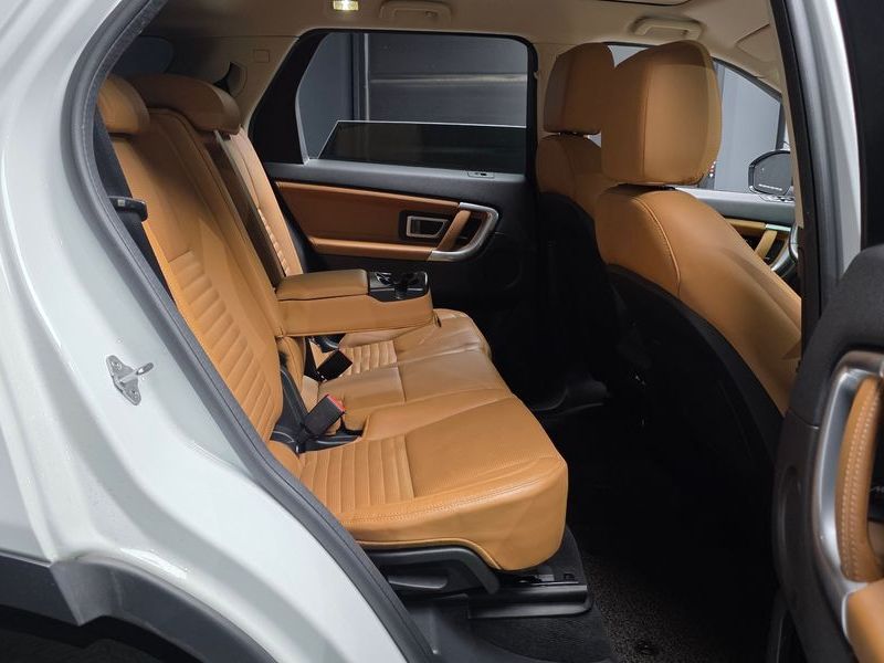 2019 Land Rover Discovery Sport 2.0 TD4 HSE Luxury photo 12