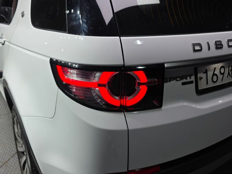 2019 Land Rover Discovery Sport 2.0 TD4 HSE Luxury photo 23