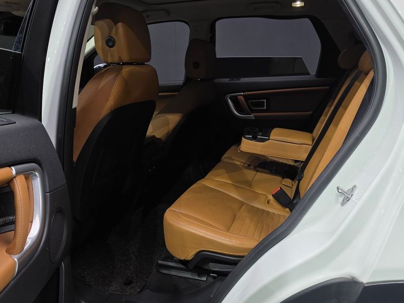 2019 Land Rover Discovery Sport 2.0 TD4 HSE Luxury photo 26