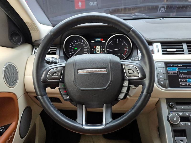 2013 Land Rover Range Rover Evoque 2.2 SD4 Prestige photo 13
