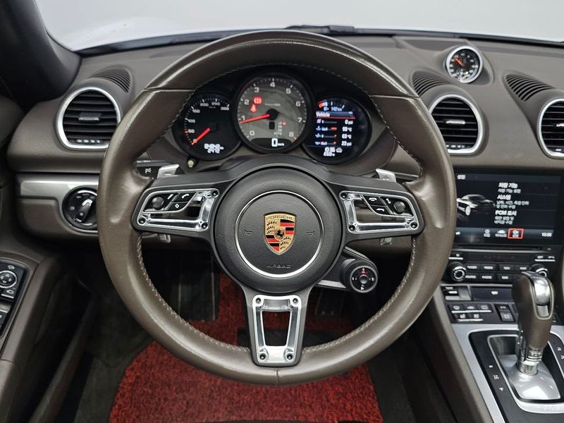 2018 Porsche 718 S 2.5 photo 14