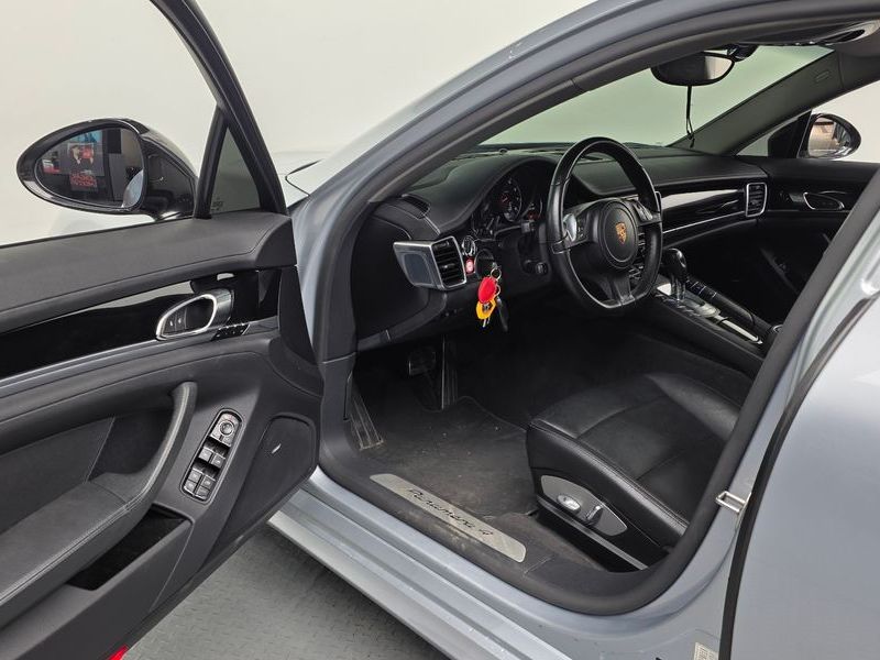 2015 Porsche Panamera 3.6 AWD 970 photo 10