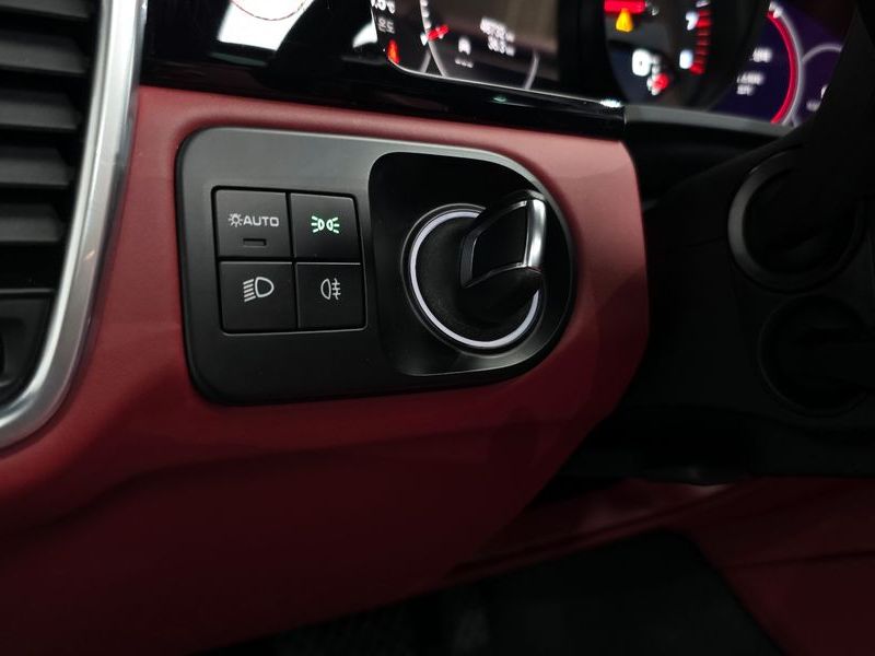 2022 Porsche Cayenne 3.0 PLATINUM EDITION photo 28