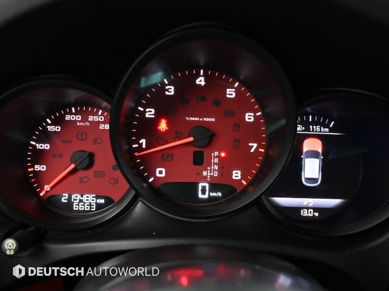 2017 Porsche Macan 2.0 95B photo 8