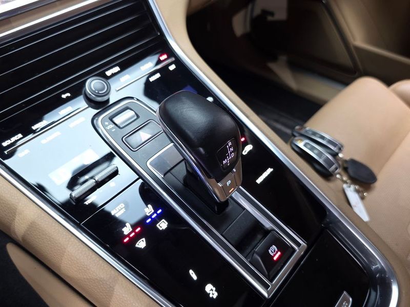 2021 Porsche Panamera 2.9 AWD E-Hybrid photo 9