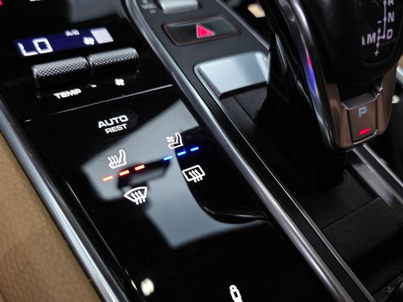 2021 Porsche Panamera 2.9 AWD E-Hybrid photo 16