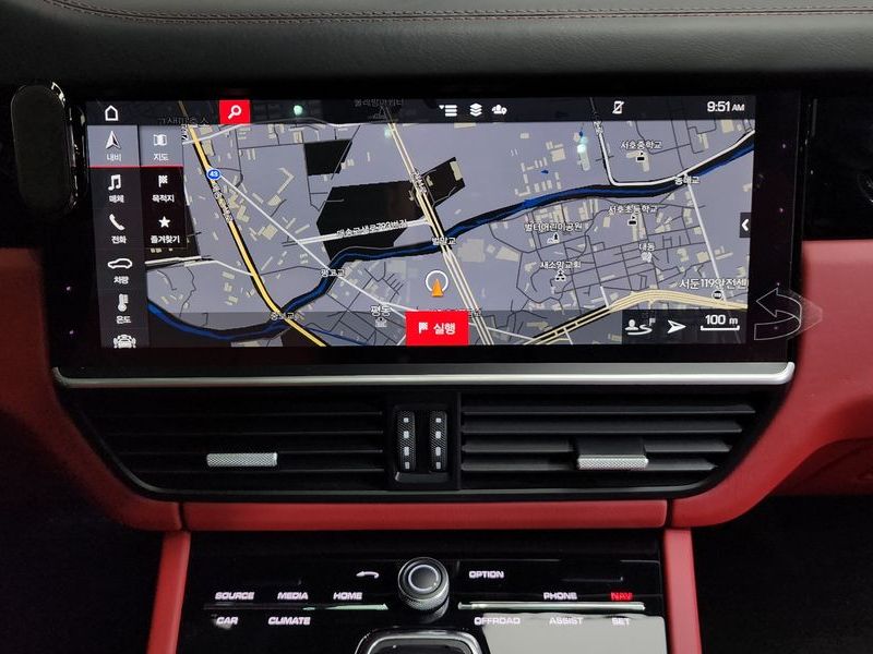 2020 Porsche Cayenne 3.0 photo 14
