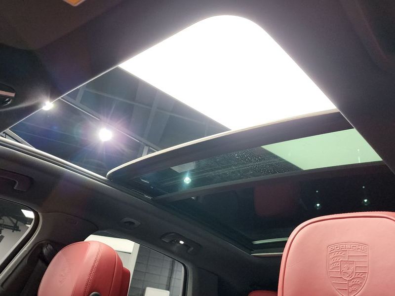 2020 Porsche Cayenne 3.0 photo 18