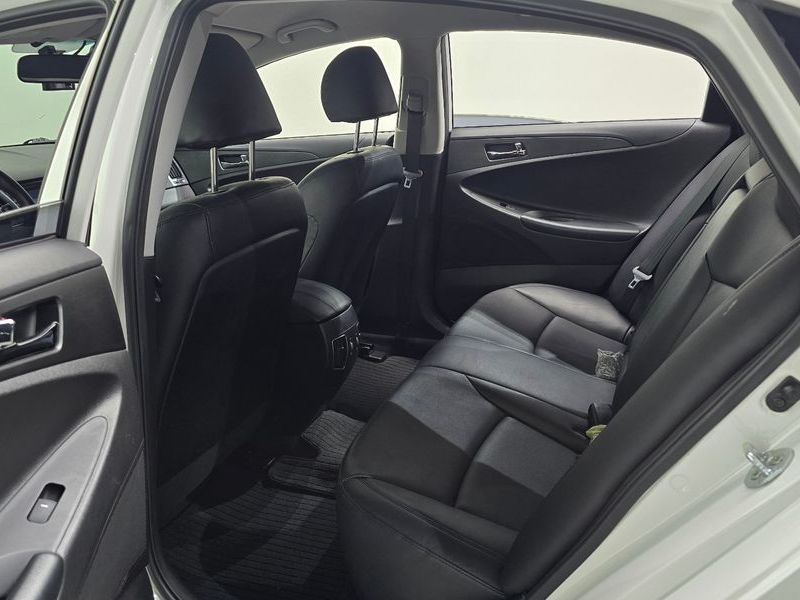 2013 Hyundai Sonata CVVL Bluesaver photo 12