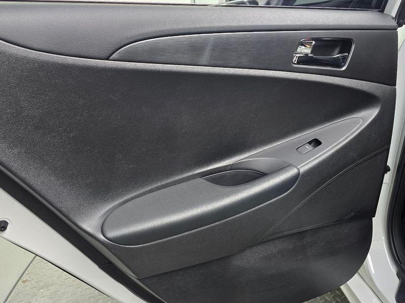 2013 Hyundai Sonata CVVL Bluesaver photo 25