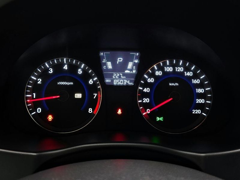 2014 Hyundai 엑센트 1.4 VVT Modern photo 8