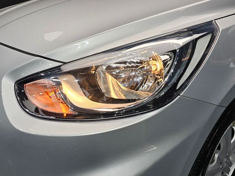 2014 Hyundai 엑센트 1.4 VVT Modern photo 22