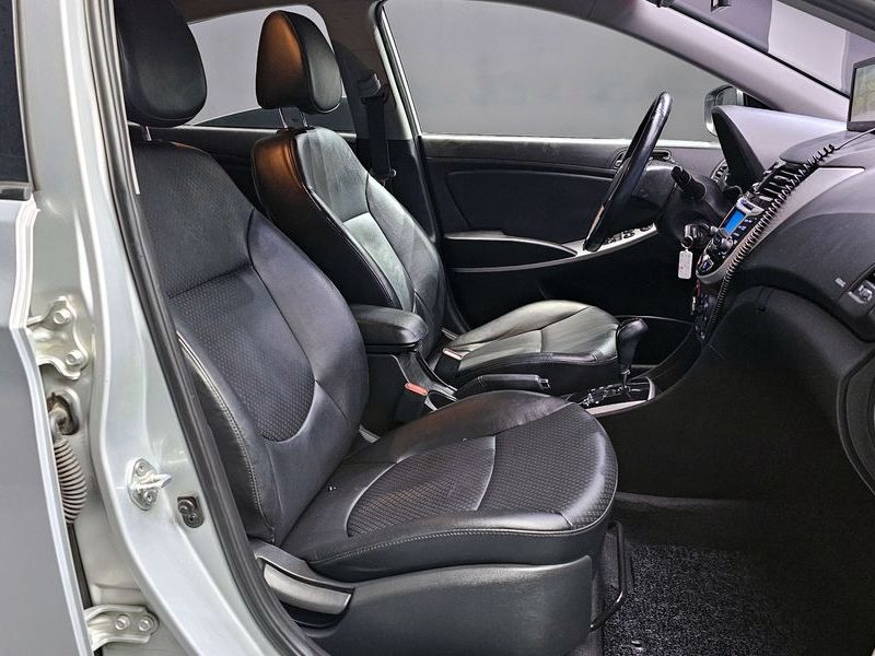 2014 Hyundai 엑센트 1.4 VVT Modern photo 26