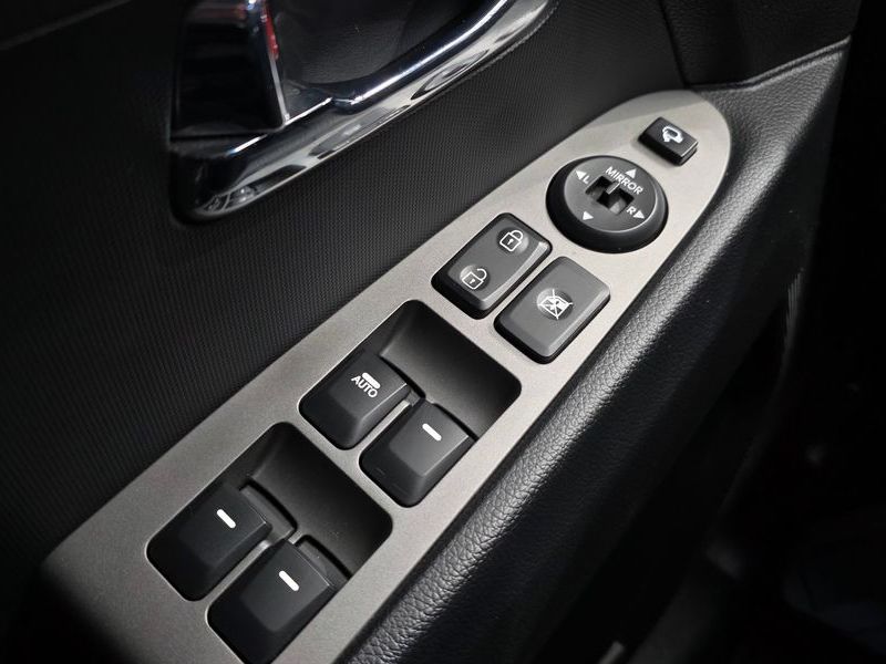 2015 Kia Sportage Diesel 2WD Trendy photo 30