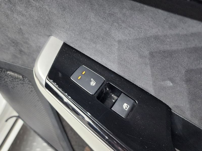 2022 Kia EV6 Long Range 4WD GT Line photo 19