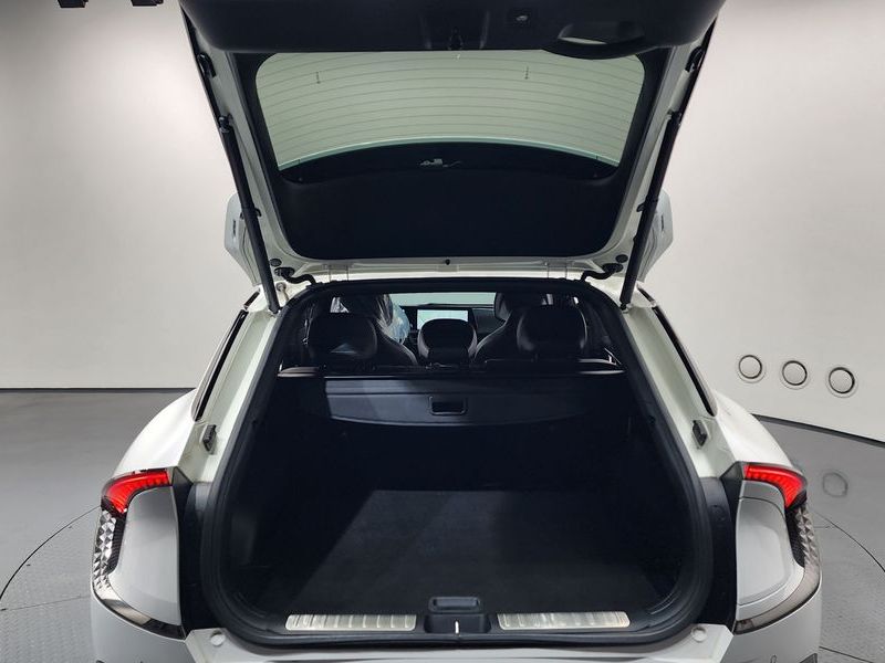 2022 Kia EV6 Long Range 4WD GT Line photo 20