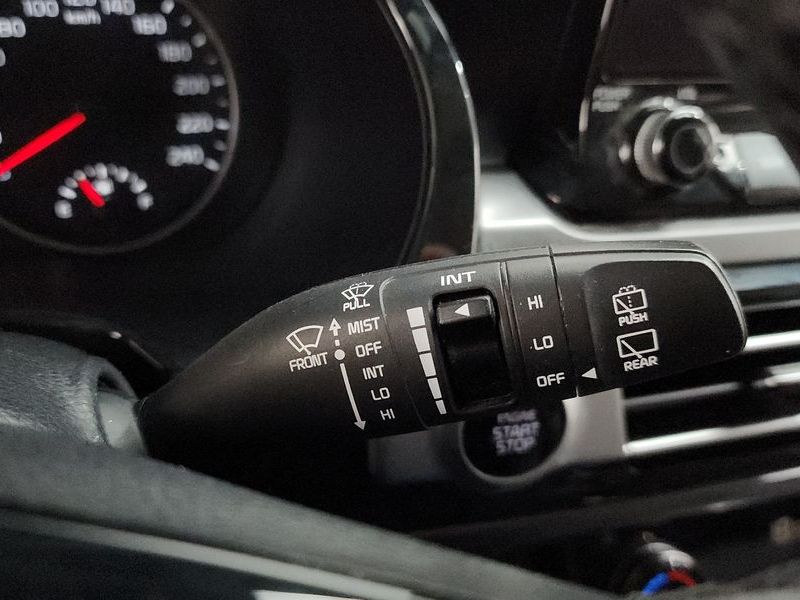 2021 Kia Seltos Gasoline 1.6 Turbo 2WD Signature photo 18