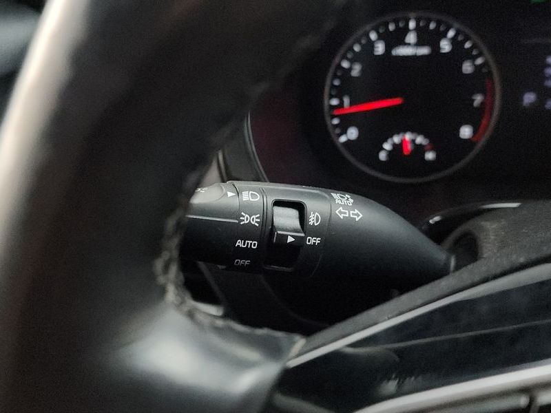 2021 Kia Seltos Gasoline 1.6 Turbo 2WD Signature photo 29