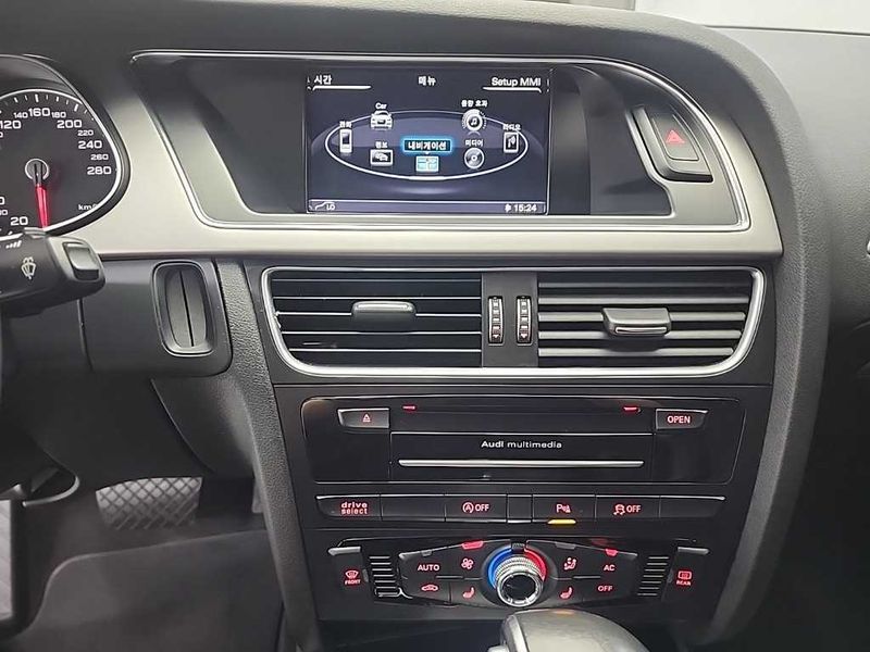 2014 Audi A4 2.0 TDI Quattro Dynamic B8 photo 11