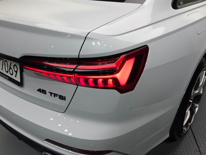 2023 Audi A6 45 TFSI Premium photo 23