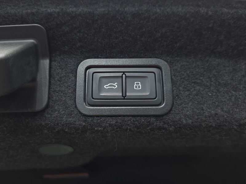 2023 Audi A6 45 TFSI Premium photo 27