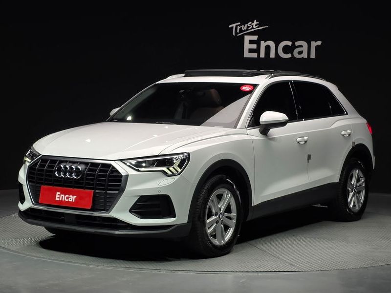 2020 Audi Q3 35 TDI photo 1