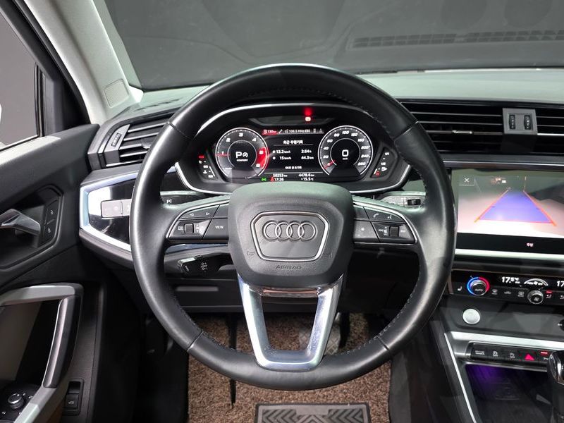 2020 Audi Q3 35 TDI photo 13