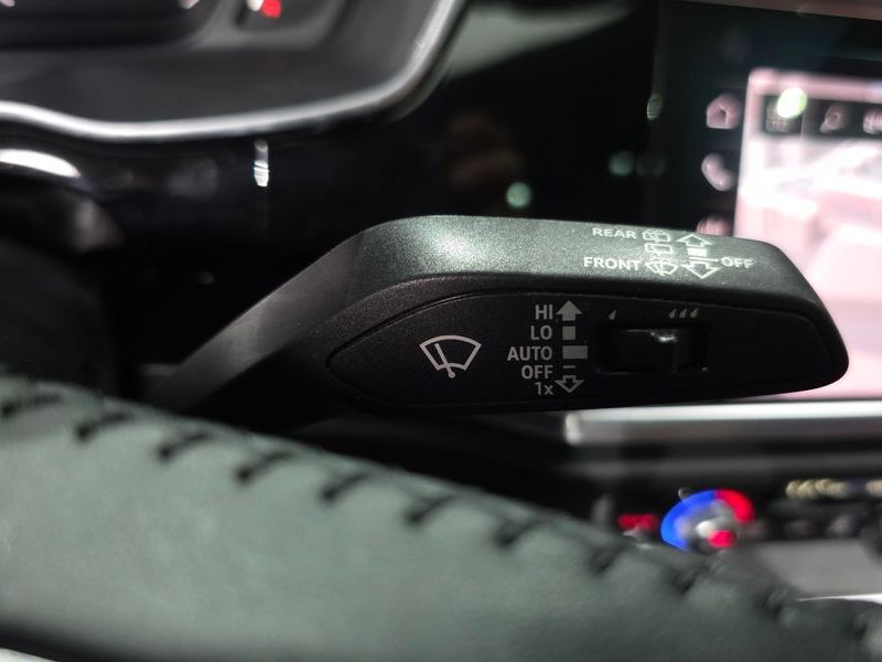2020 Audi Q3 35 TDI photo 17