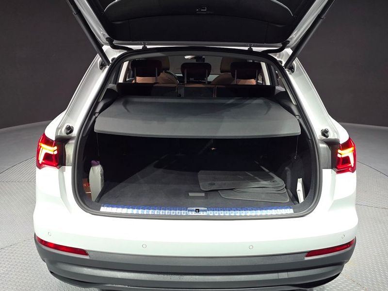 2020 Audi Q3 35 TDI photo 20