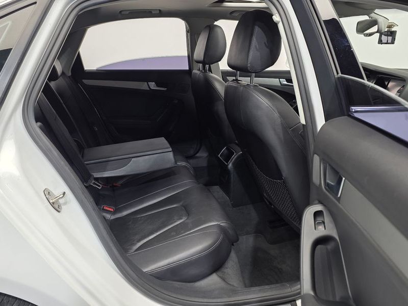 2012 Audi A4 2.0 TDI B8 photo 12
