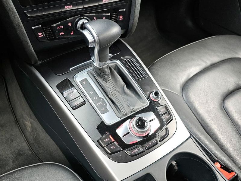 2013 Audi A4 2.0 TDI B8 photo 9