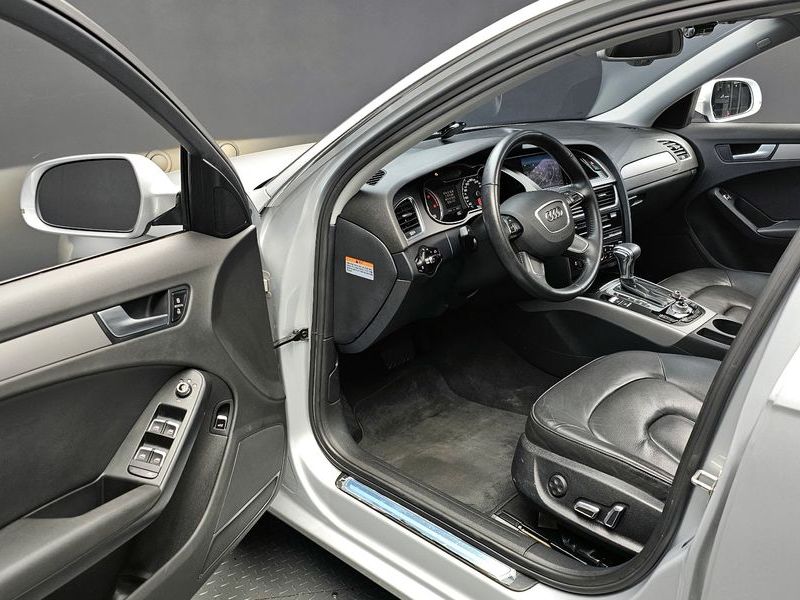 2013 Audi A4 2.0 TDI B8 photo 11
