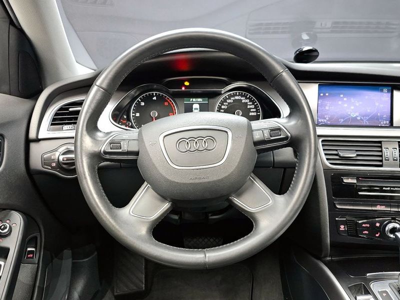 2013 Audi A4 2.0 TDI B8 photo 13