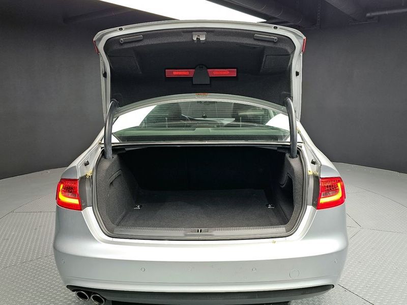 2013 Audi A4 2.0 TDI B8 photo 20