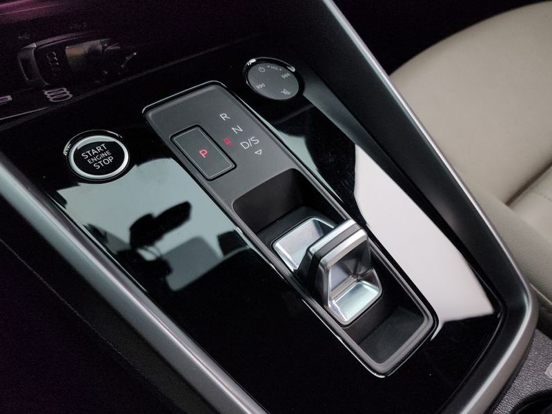 2024 Audi A3 40 TFSI Premium photo 9