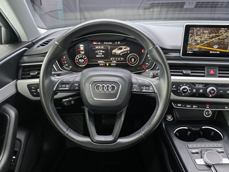 2016 Audi A4 45 TFSI photo 14