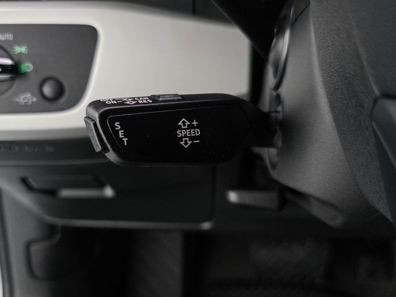 2016 Audi A4 45 TFSI photo 18