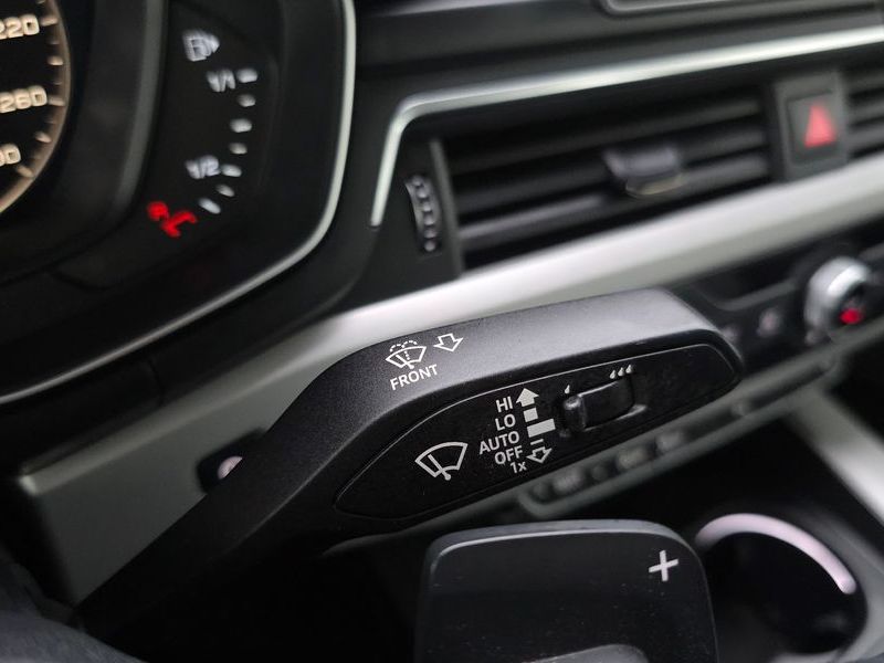 2016 Audi A4 45 TFSI photo 19
